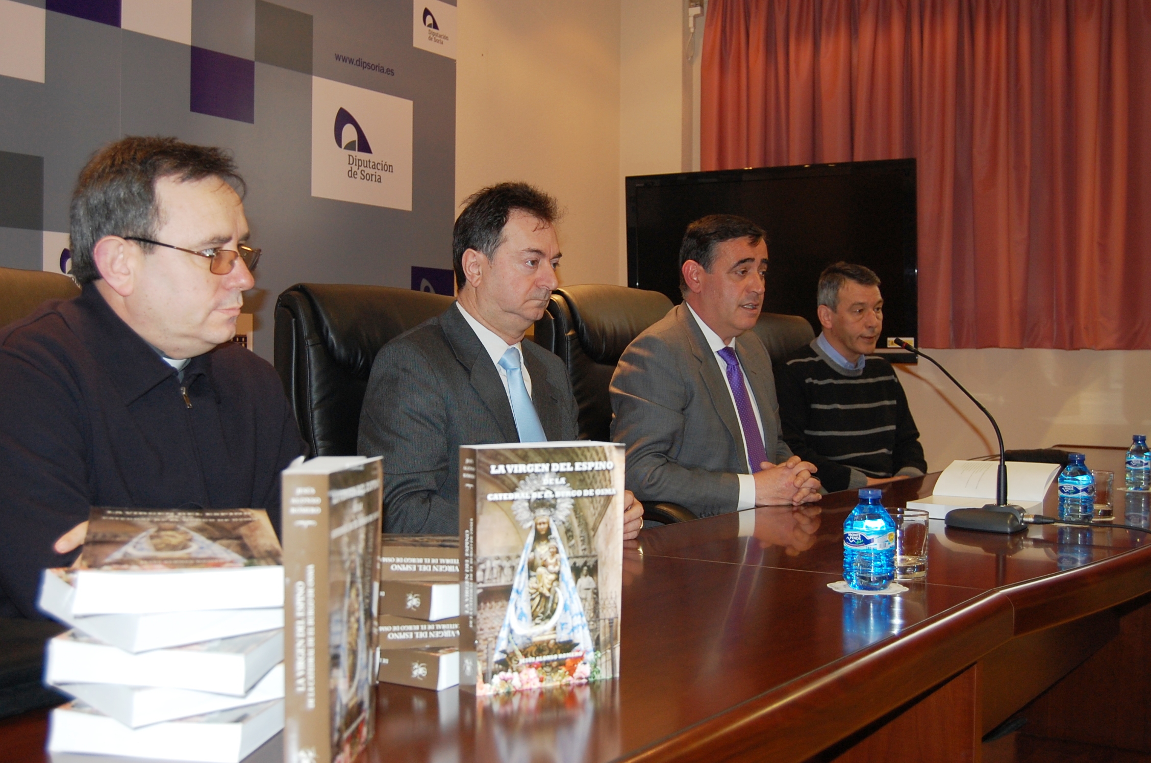 LA DIPUTACIÓN EDITA 1.000 EJEMPLARES DE LIBRO 